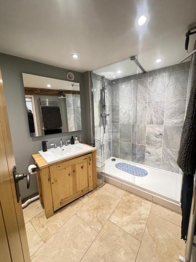 Luxury Country Cottage With A View Enstone エクステリア 写真