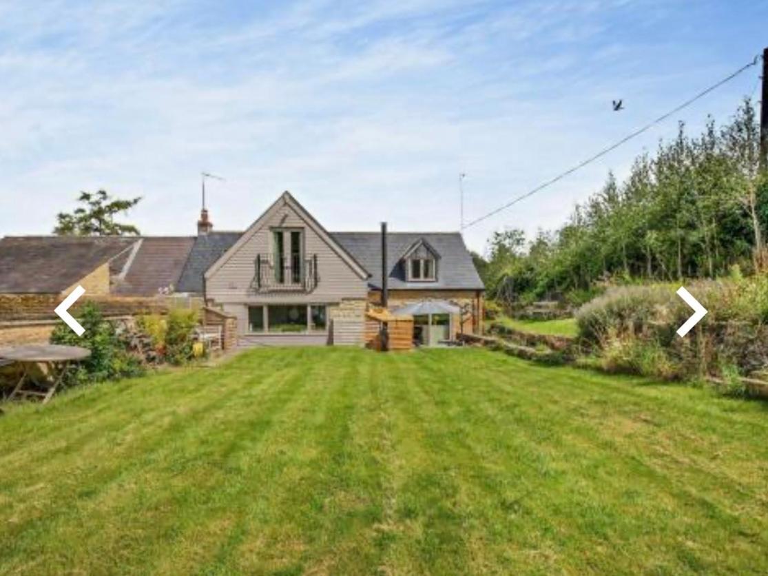 Luxury Country Cottage With A View Enstone エクステリア 写真