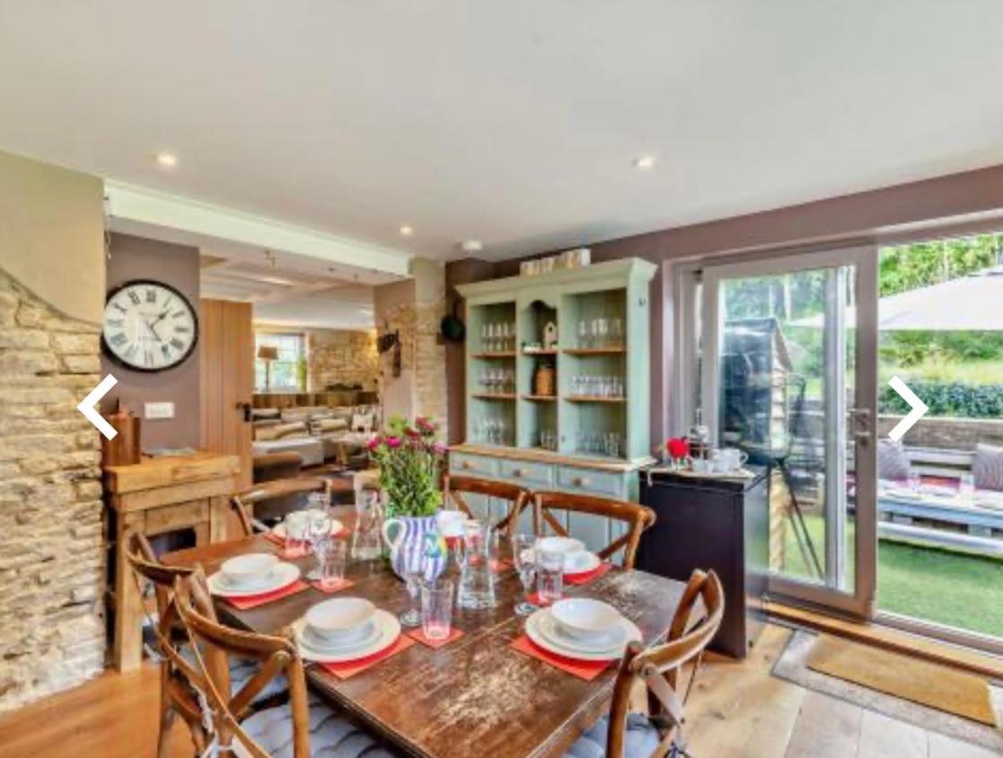 Luxury Country Cottage With A View Enstone エクステリア 写真